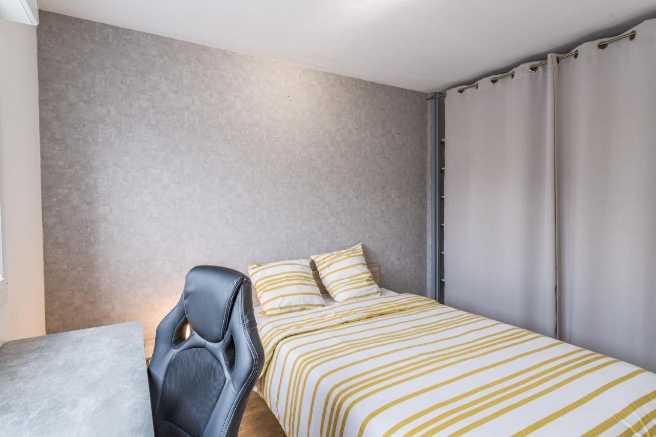 Spacieux Appartement - 6 Personnes - Parking Gratuit Saint-André-les-Vergers Exterior foto